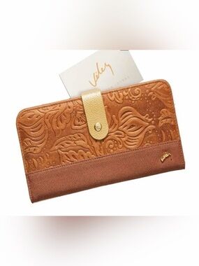 Brown Leather Embossed Floral Zip Wallet with Gold Snap